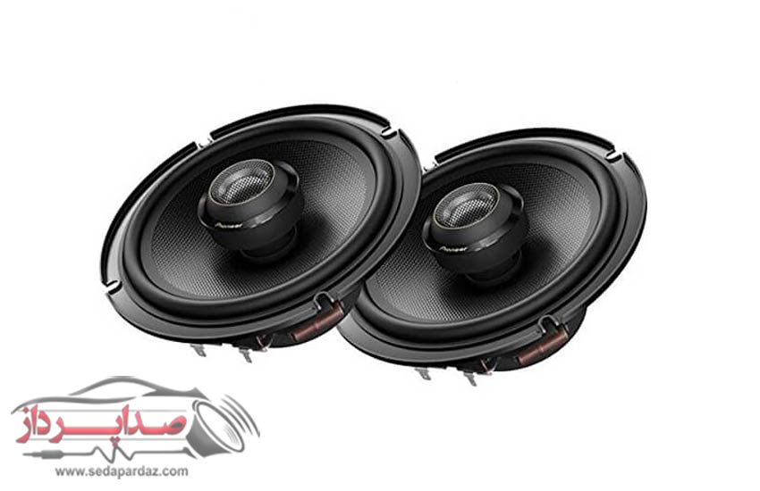 What is a multi way band